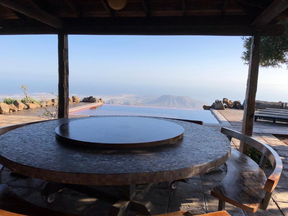 Historic Canarian House, Private Heated Infinity Pool, Bbq, Wifi + Panoramic Ocean Views Arona  Exterior photo